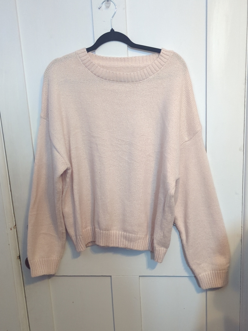 Medium Knit Long Sleeve Cream Colored Sweater. Worn Once.